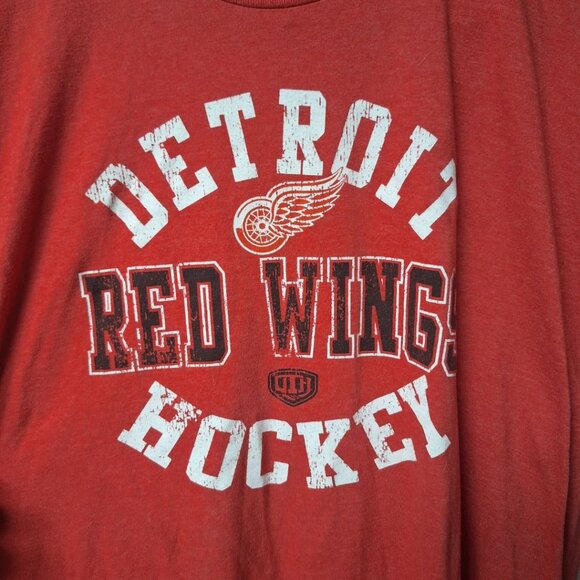 Red Wings Detroit Hockey Tee Shirt Mens 2X Short Sleeve NHL Team Fan - Picture 3 of 5